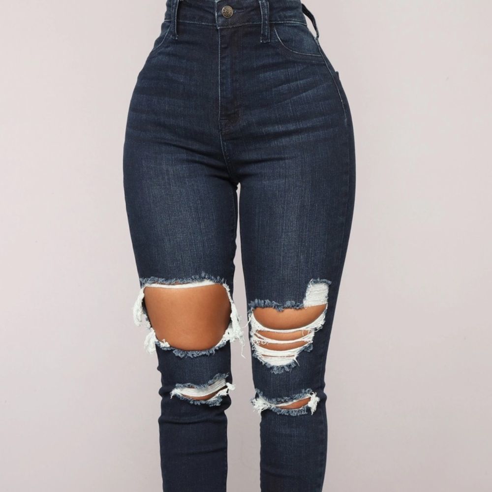 High Rise Distressed Jeans - Picture 4 of 5